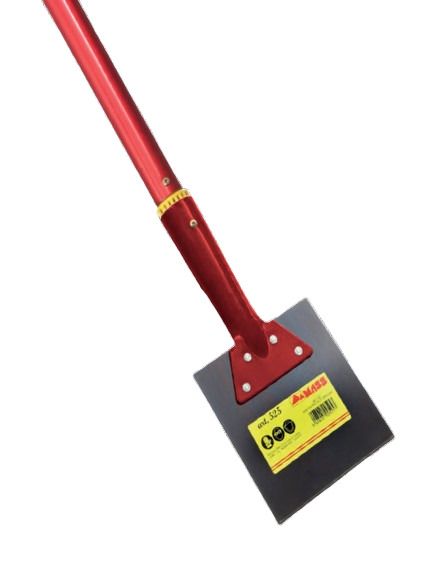 Scraper hardened with wooden handle 15x15cm