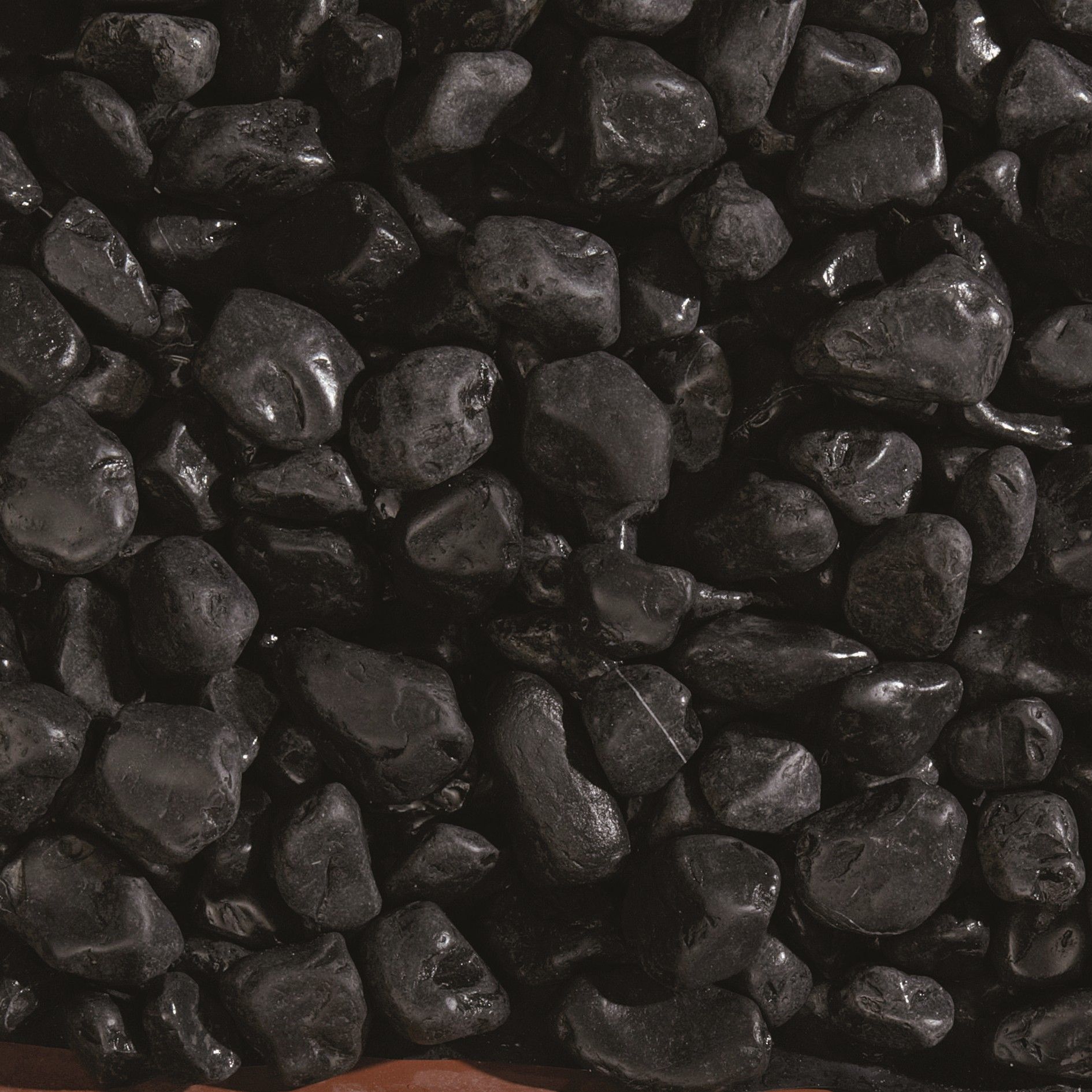 Decorative stone polished „Nero Ebano“ 25/40 20kg/bag